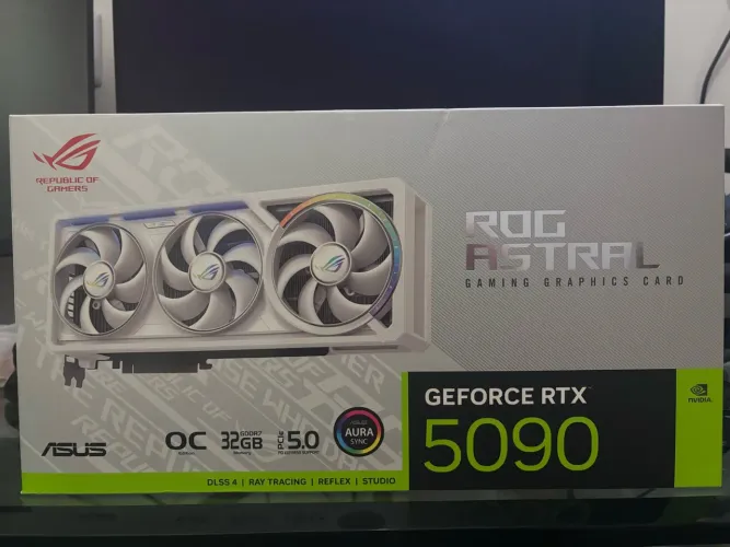 RTX 5090 ROG ASTRAL