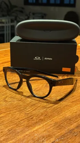 Oakley Meta HSTN c/ Lentes Transition