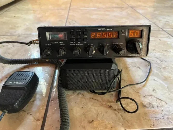 Rádio PX Voyager VR-9000 MK II