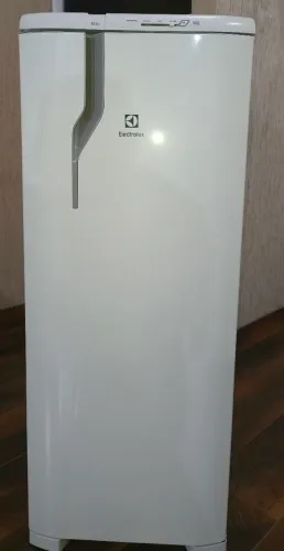 Eletrolux RE31 DEGELO PRÁTICO Barato