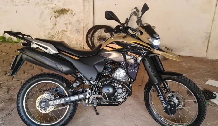 Lander XTZ 250