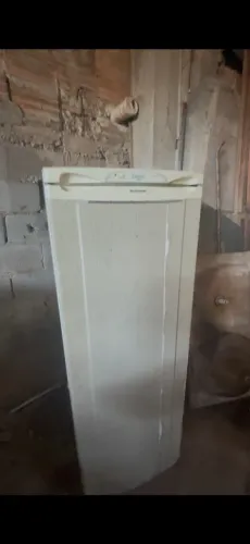 O Freezer Vertical Continental Elegance FC23