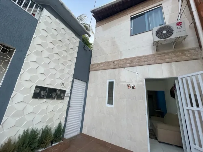 Casa perto da orla da Atalaia
