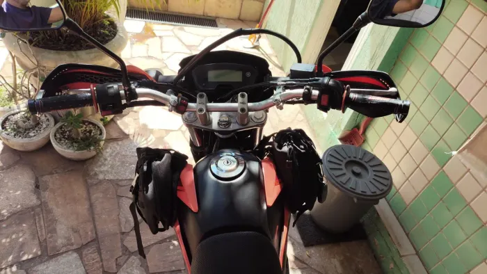Lander Flex 250 c/ 35.000km
