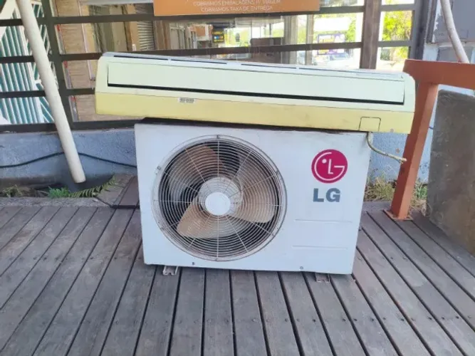 AR Condicionado LG 24K BTUS
