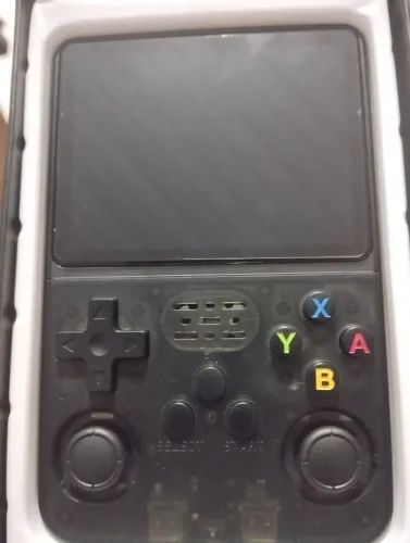 Console portátil R36S 64Gb
