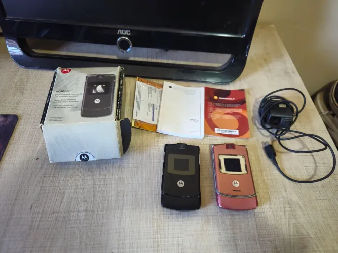 Celulares V3 relíquia