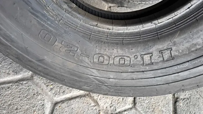 Pneus 1100-20  Para Compactador