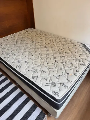 Cama de Casal Ortobom + Box