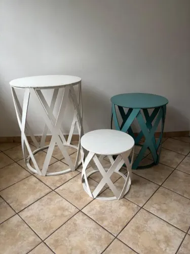 Trio de mesas treliçadas