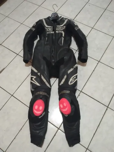 Macacão moto feminino alphine stars