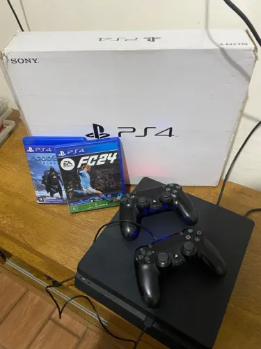 Playstation 4 slim