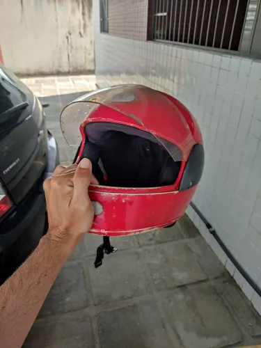 Capacete
