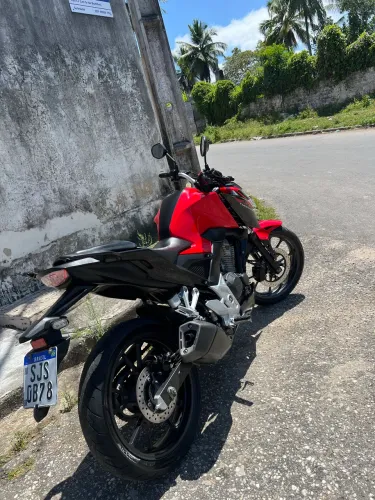 CB300f 23/24 com 23mil rodados