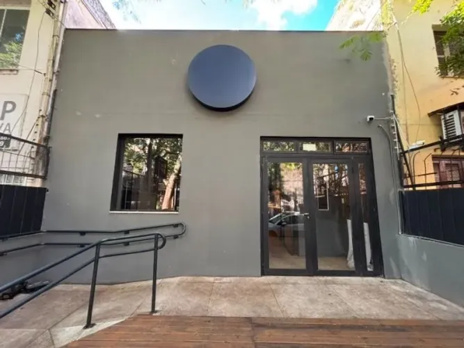 Loja para aluga no bairro Bom Fim com 240m²