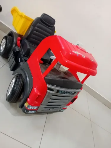 Caminhao brinquedo