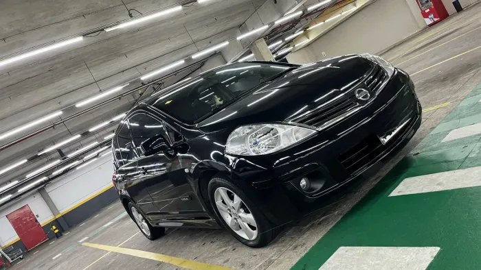 Nissan Tiida SL 1.8/1.8 Flex 16V Aut. 2013