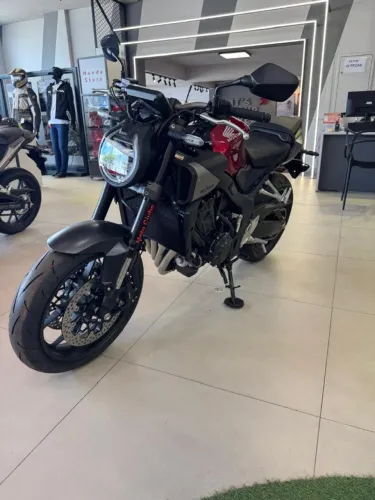 CB 650R A PRONTA ENTREGA