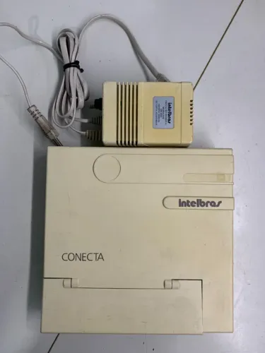 Central Telefonica Conecta e a Placa base da Modulare com acessórios