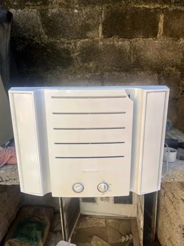 Ar condicionado janela 7500 BTUs 127v