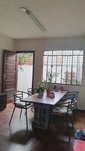 Conjunto de 6 Cadeiras - Metal e Madeira
