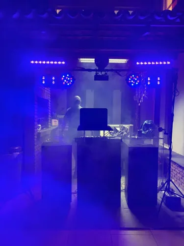 Sonorização Iluminação e DJ (Sua festa em Alto Padrão)