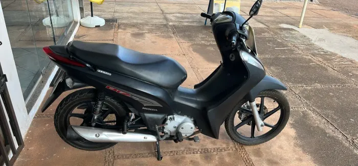 Única dona 125c