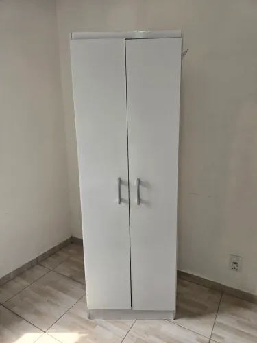 Guarda roupa / sapateira