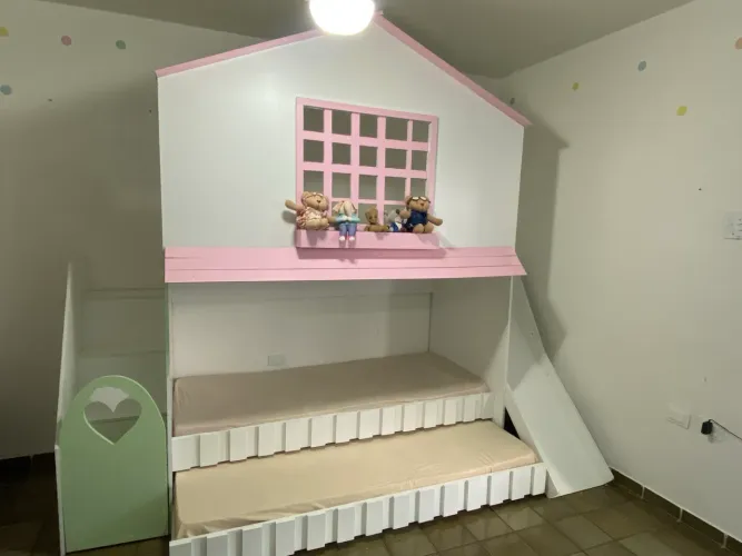 Cama Casinha com Escorrega