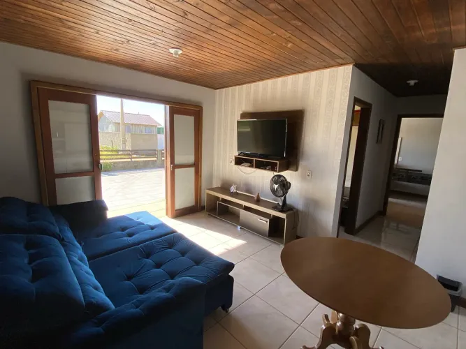 Vendo casa na praia do Camacho SC 