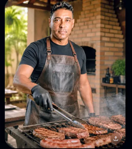 Churrasqueiro é Garçom
