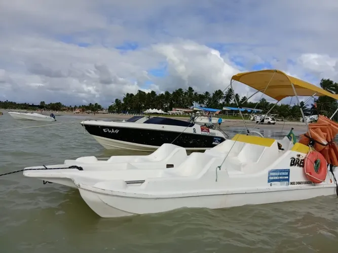 VALOR NEGOCIÁVEL! - Jangada Completa com Motor 20 HP - Pronta para o Uso!