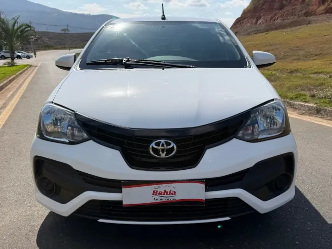 Toyota Etios X Sedan 1.5 Flex 16V 4P Mec. 2021