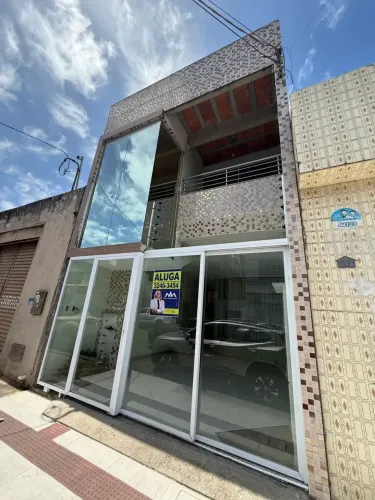 Casa para alugar Rua Deputado Carlos Correa, bairro Siqueira Campos