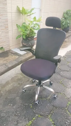 Cadeira de escritório, com garantia.