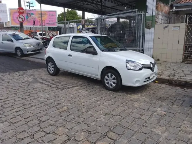 Renault Clio Authentique 1.0/1.0 Hi-power 16V 3P 2015