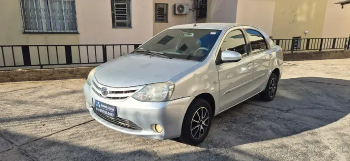 Toyota Etios XS Sedan 1.5 Flex 16V 4P Mec. 2016