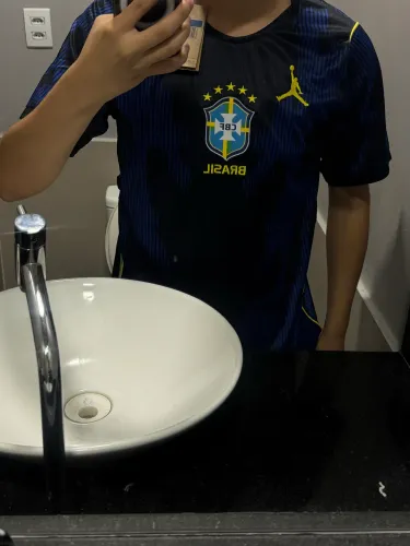 Camisa seleção Brasil ?