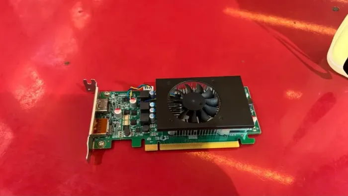 Placa De Vídeo RX 550 04GB LOW PROFILE