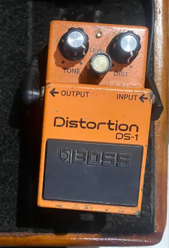 Pedal Boss ds1