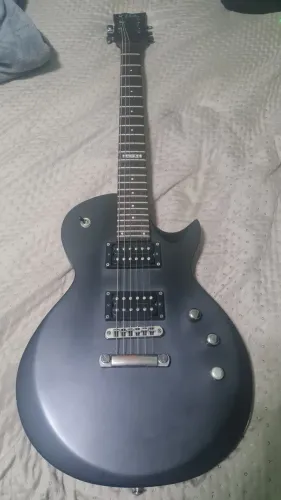Guitarra LTD EC50