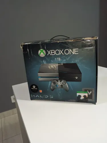 Xbox one edição limitada Halo 5