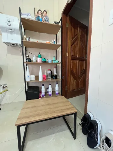 Estante estilo industrial 220 reais