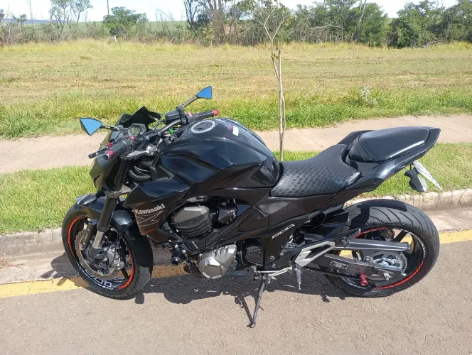 Kawasaki Z800*