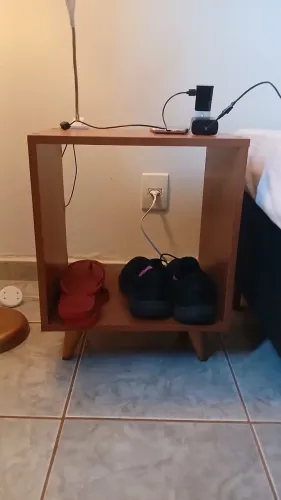 Mesa de cabeceira | nicho