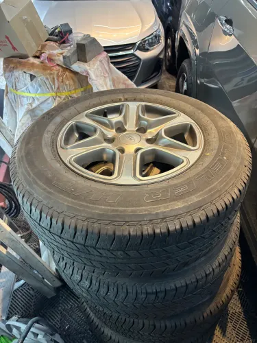Rodas 17? 6x furos para pickups ranger com pneus zeros