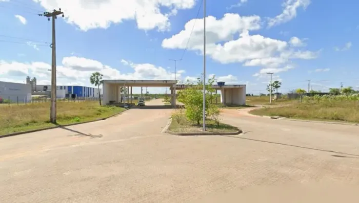 TERRENO INDUSTRIAL 1.000m² + PROJETO DE GALPÃO 755 M² | SMART CITY LAGUNA - CE