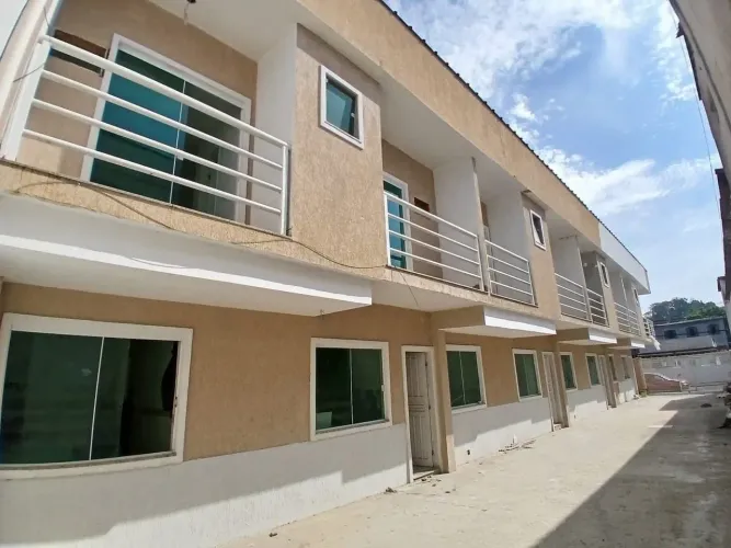 Casa com 2 Quartos à venda, 90 m² por R$ 250.000 - Campo Grande - Rio de Janeiro/RJ