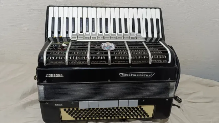 Acordeon weltmeister 120bx