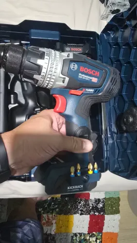 Parafusadeira Bosch GSB 18v 150C + Bateria Bosch Procore 18V 8V